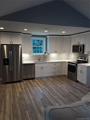 1st image of 229 Piedmont Ave