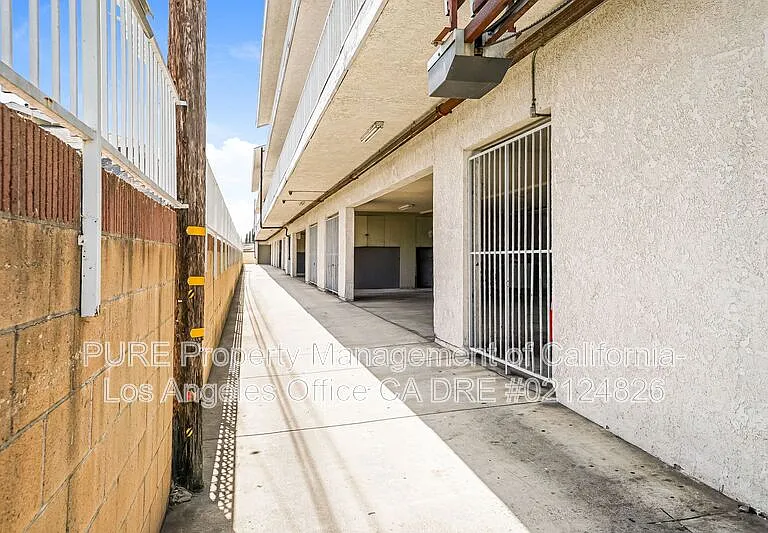 13707 Yukon Ave #4 — Photo 14