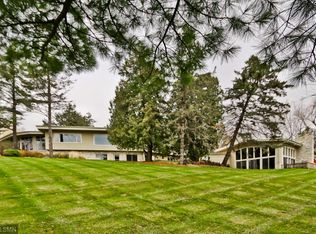 6 High Rd, Inver Grove Heights, MN 55077