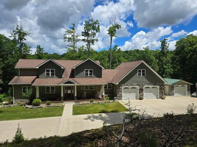 171 Mossy Rock Dr, Daniels, WV, 25832