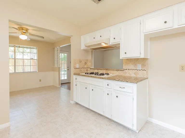 2623 Longleaf Pines Dr — Photo 14