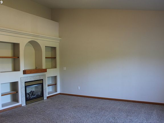 2nd image of 407 NW 88th St