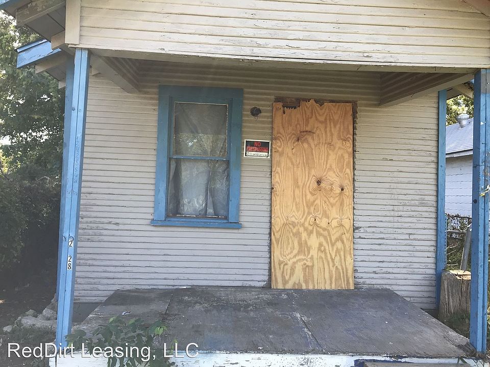 2nd image of 2428 SW 28th St