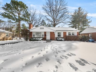 1724 Larkmoor Ln, Watterson Park, KY, 40218
