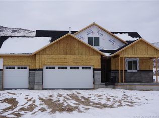 2820 S Cottonwood Rd, Wanship, UT 84017