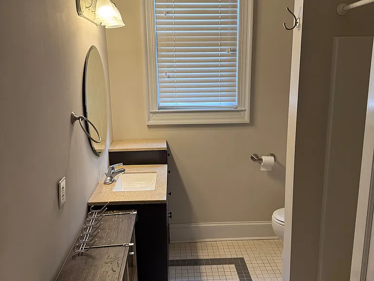 340 Orange St #2 — Photo 6