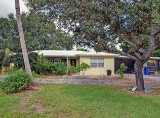 885 10th Ct, Vero Beach, FL 32960