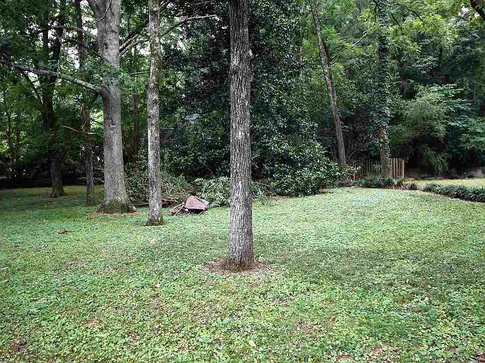 1st image of 4016 Heatherhill Dr SE