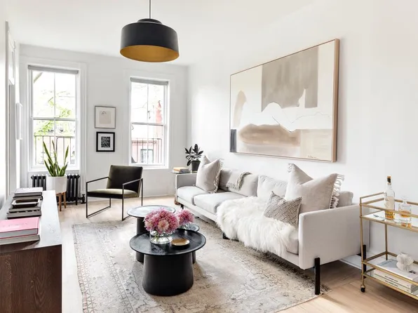 79 Perry Street image 1 of 7