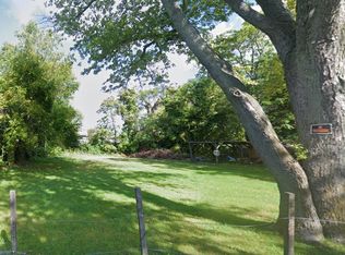 967 Hall St, Benton Harbor, MI 49022