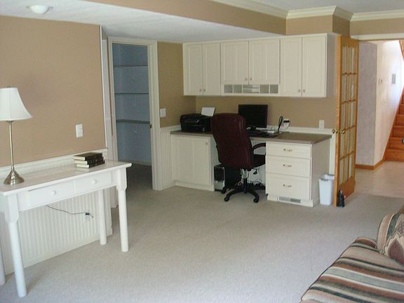 5th image of 302 Pleasant Hill Dr
