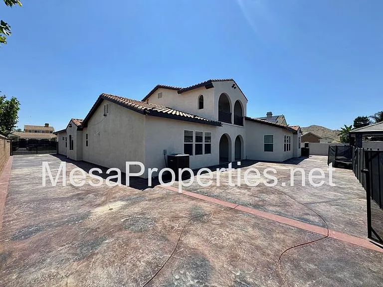 28610 Strauss Ln — Photo 53