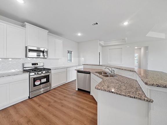 5th image of 11002 Pecan Pie Dr