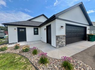 2371 Aurora Cir, River Falls, WI 54022