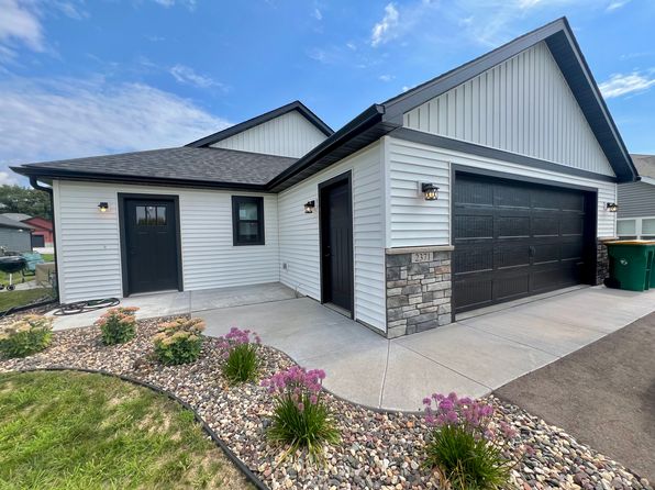 2371 Aurora Cir