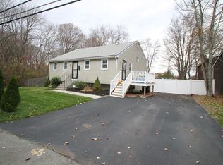 4 Bedford St, Brockton, MA 02302