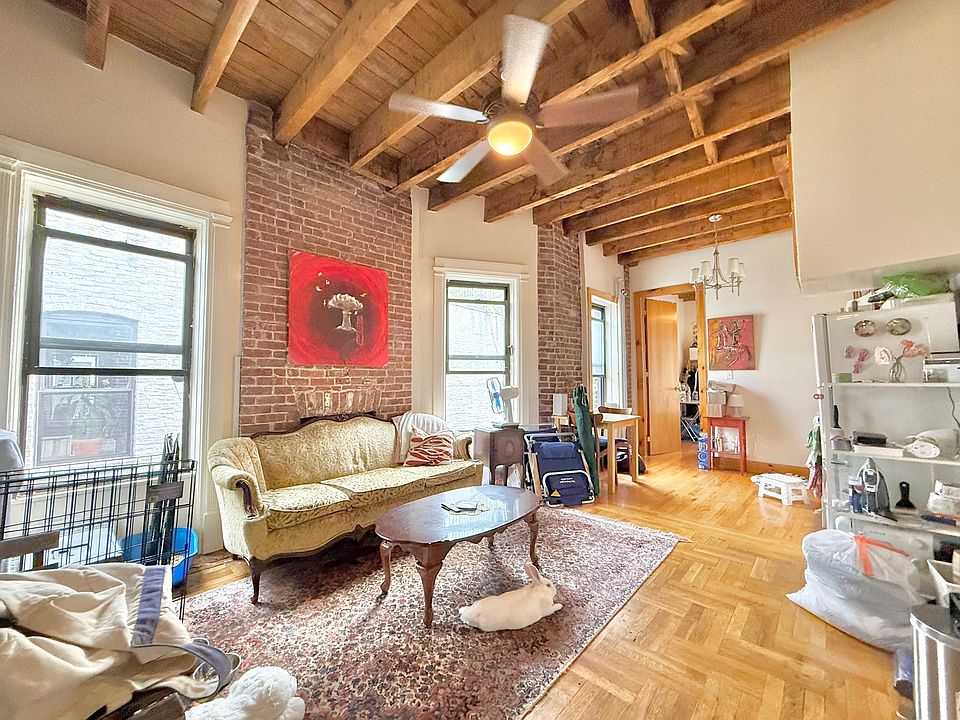 1st image of 1054 Bergen St #D2