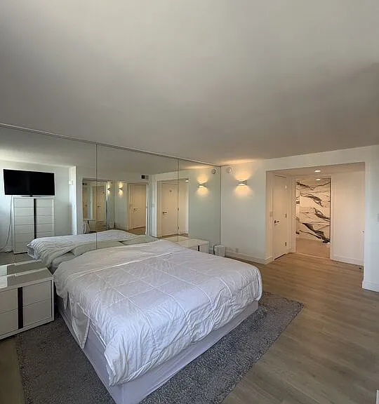10535 Wilshire Blvd #1014 — Photo 17