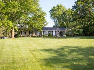 42 Old Forge Ln, Weyers Cave, VA 24486