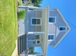 452 Front St, Dunellen, NJ 08812