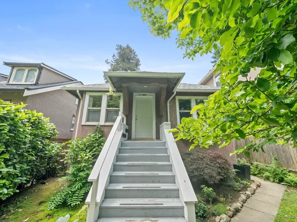 3750 W 17th Ave, Vancouver, BC V6S 1A2