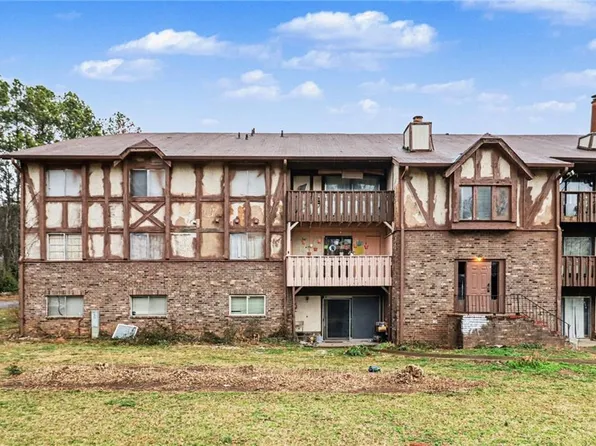 120 Camelot Dr, College Park, GA 30349