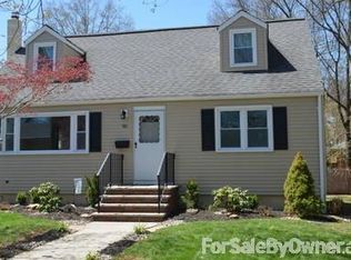 90 Garden St, Edison, NJ 08817