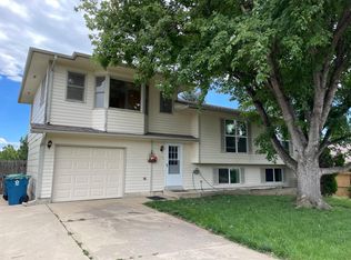 1666 Washington Ave, Louisville, CO 80027