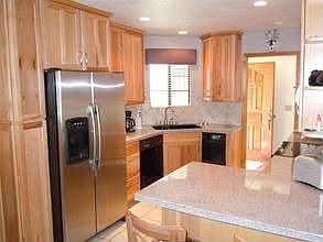 3rd image of 2385 Glacier Dr