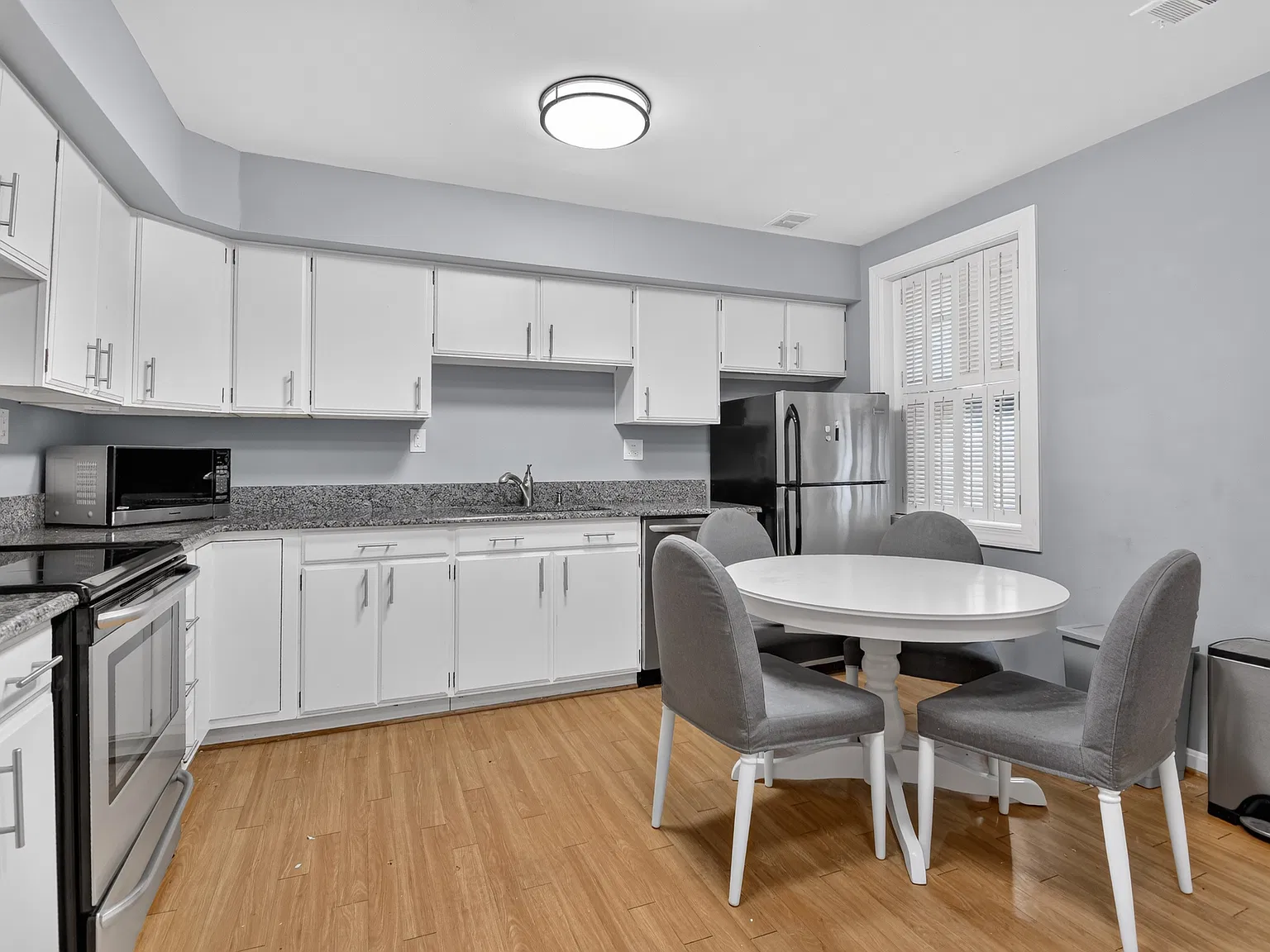 1 bed, 585 sqft, $2,170 — Photo 4