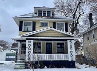 369 Ravenwood Ave, Rochester, NY 14619