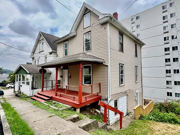 535 Locust Ave — Photo 8