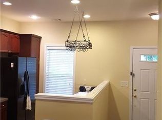 2364 Suwanee Pointe Dr, Lawrenceville, GA 30043