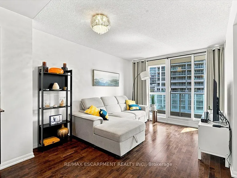 209 Fort York Blvd #676 — Photo 7