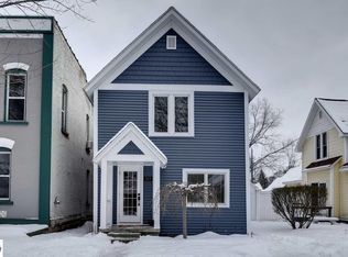 319 W 9th St, Traverse City, MI 49684