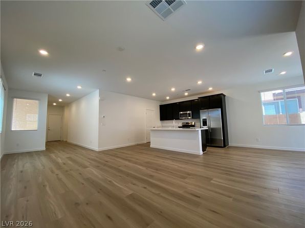 2608 Morning Moon St