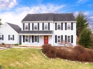 104 Heather Hill Dr, Downingtown, PA 19335