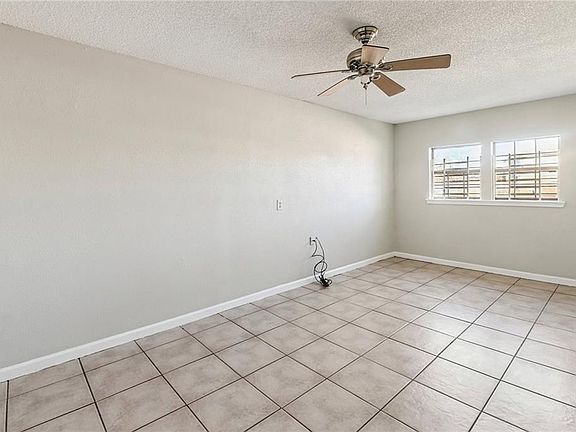 5th image of 14936 Curran Rd