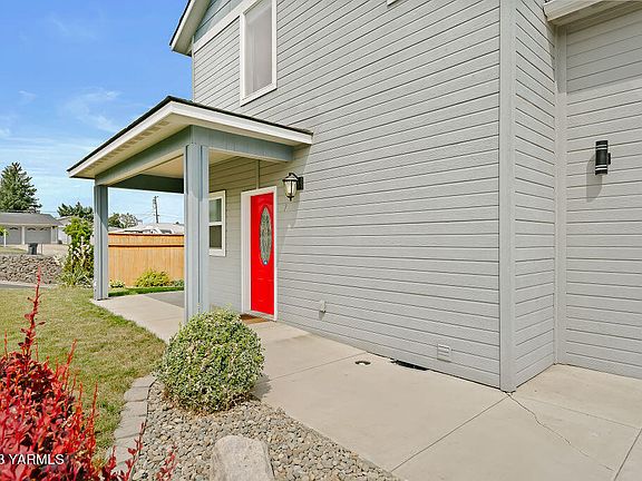 4th image of 7 Hovde Park Dr