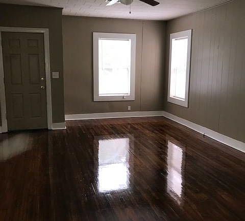 2nd image of 2606 Cypress St