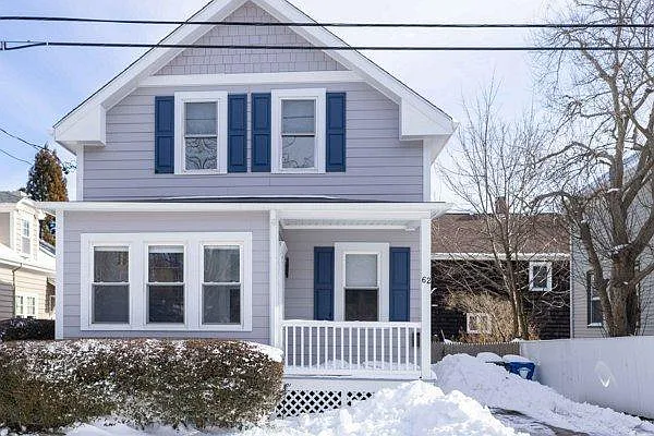 62 Roseneath Ave — Photo 1