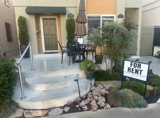 104 Santa Ana Ave, Long Beach, CA 90803