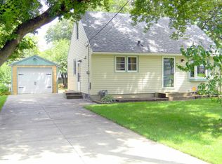 2214 2nd Ave SW, Rochester, MN 55902