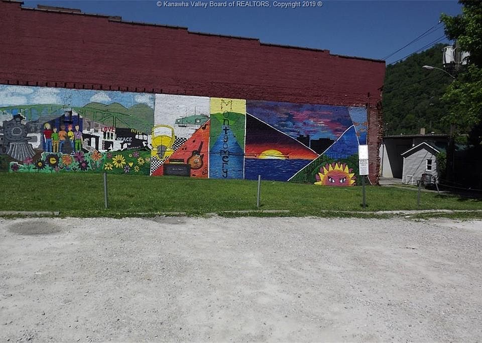 2nd image of 0 4th Ave