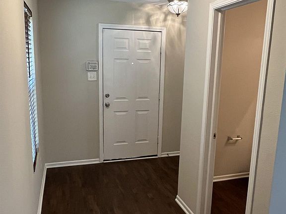 3rd image of 4008 Chandler Haven Dr