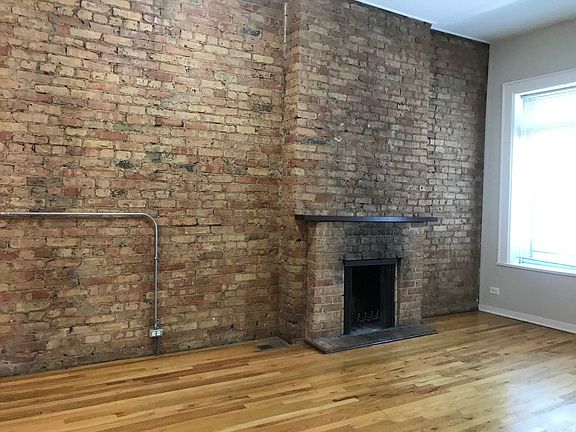 2nd image of 2300-14 N Clark St #424-2W