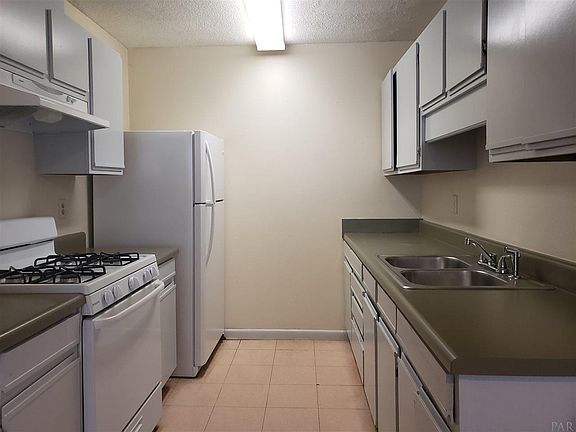 3rd image of 1114 Wayne Ave #B