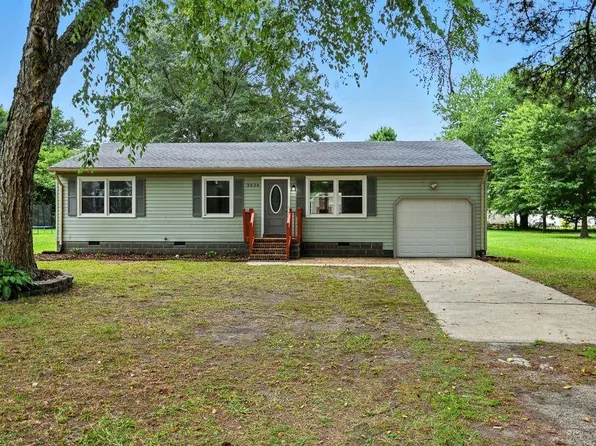 3924 Pierce Ln, Chesapeake, VA 23321