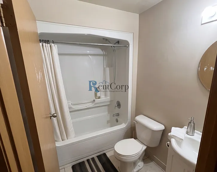 101 Lester St #2 — Photo 2