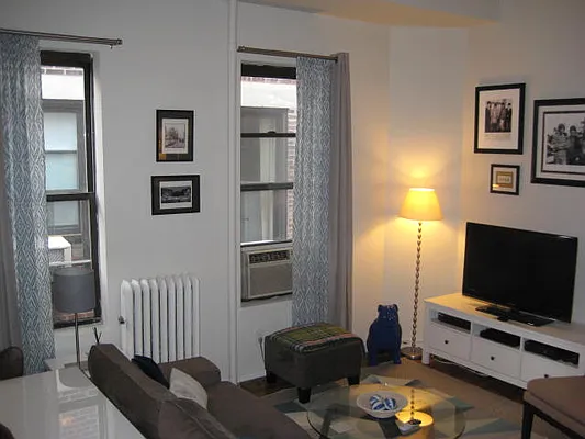 Rented by Magnone Real Estate | media 26